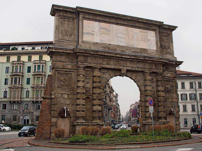 Porta Romana fotografata da Renato Fantoni