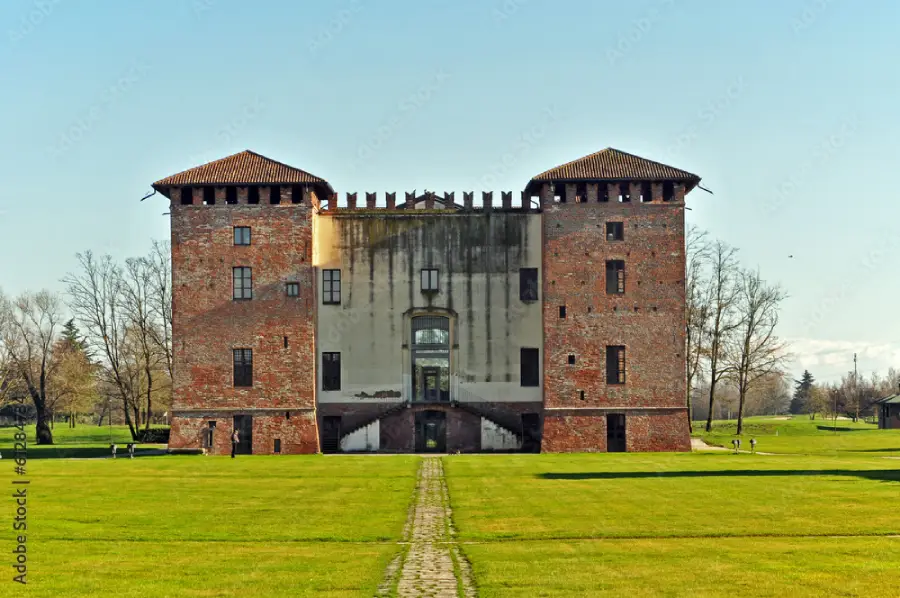 Pieve Emanuele - Castello di Tolcinasco