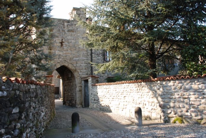 Castel Trebecco