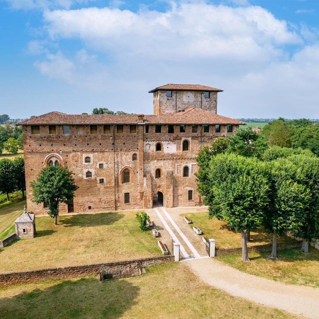 Visita guidata al Castello di Lardirago