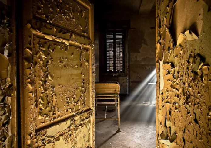 Emozioni Scomposte - La mostra fotografica di Luca Rossato presso AB - Il Gusto della Semplicità
