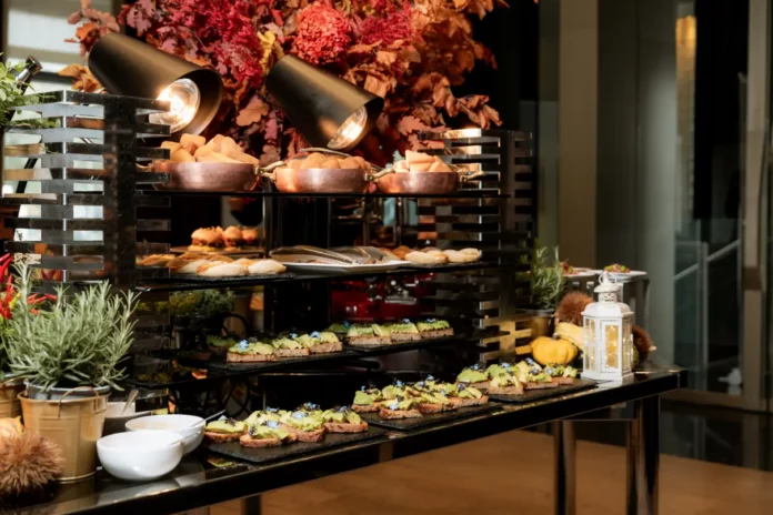Brunch e late breakfast sulla terrazza dell’Excelsior Hotel Gallia a Milano