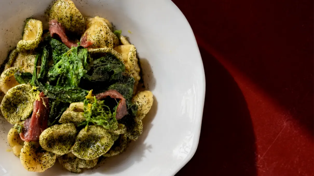 Orecchiette alle acciughe-cime di rapa e limone